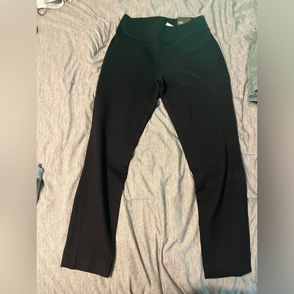 BNWT Express black Skinny Ankle High Rise Pull-On Dress Pants size M